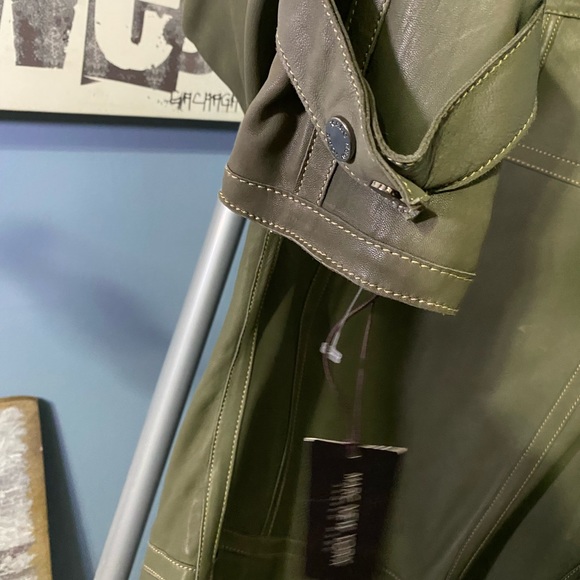 Andrew Marc Leather Moro Jacket Olive - Picture 14 of 16